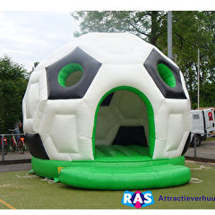 Voetbal springkussen huren. Voordelig springkussens huren in Bergen op Zoom.